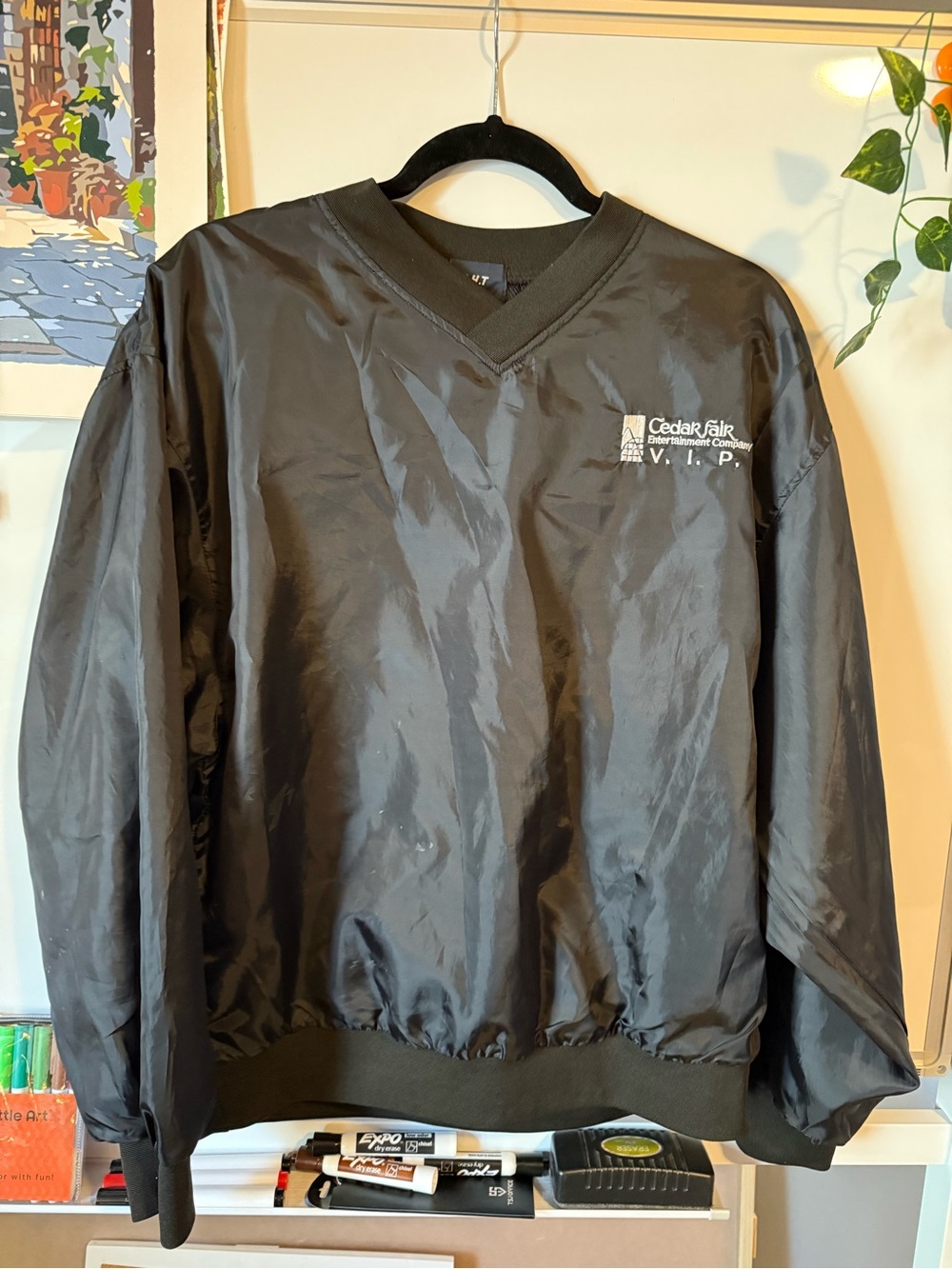 Cedar Fair VIP Black V-Neck Windbreaker Pullover Jacket
